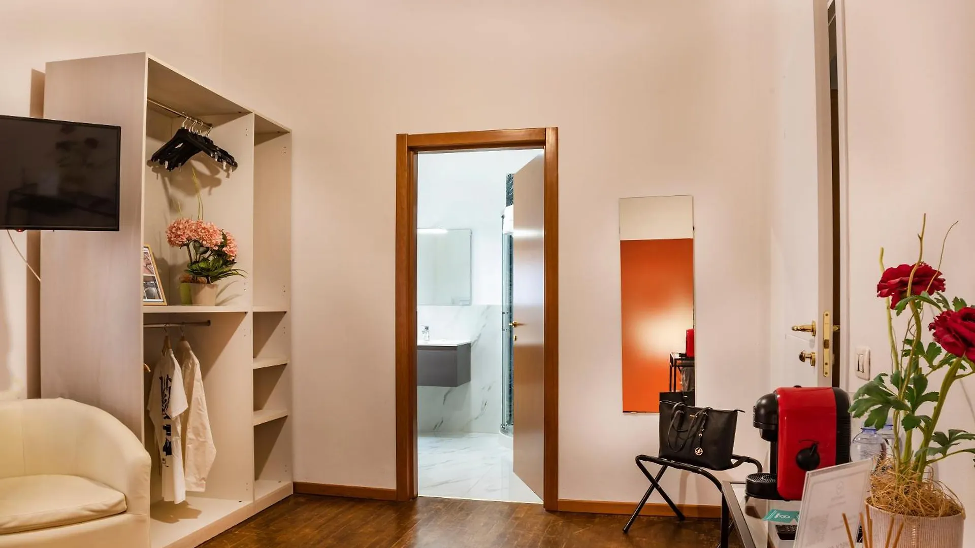 Italianflat - Piazzetta Scala Retreat Hotel Verona 0*,  Italy