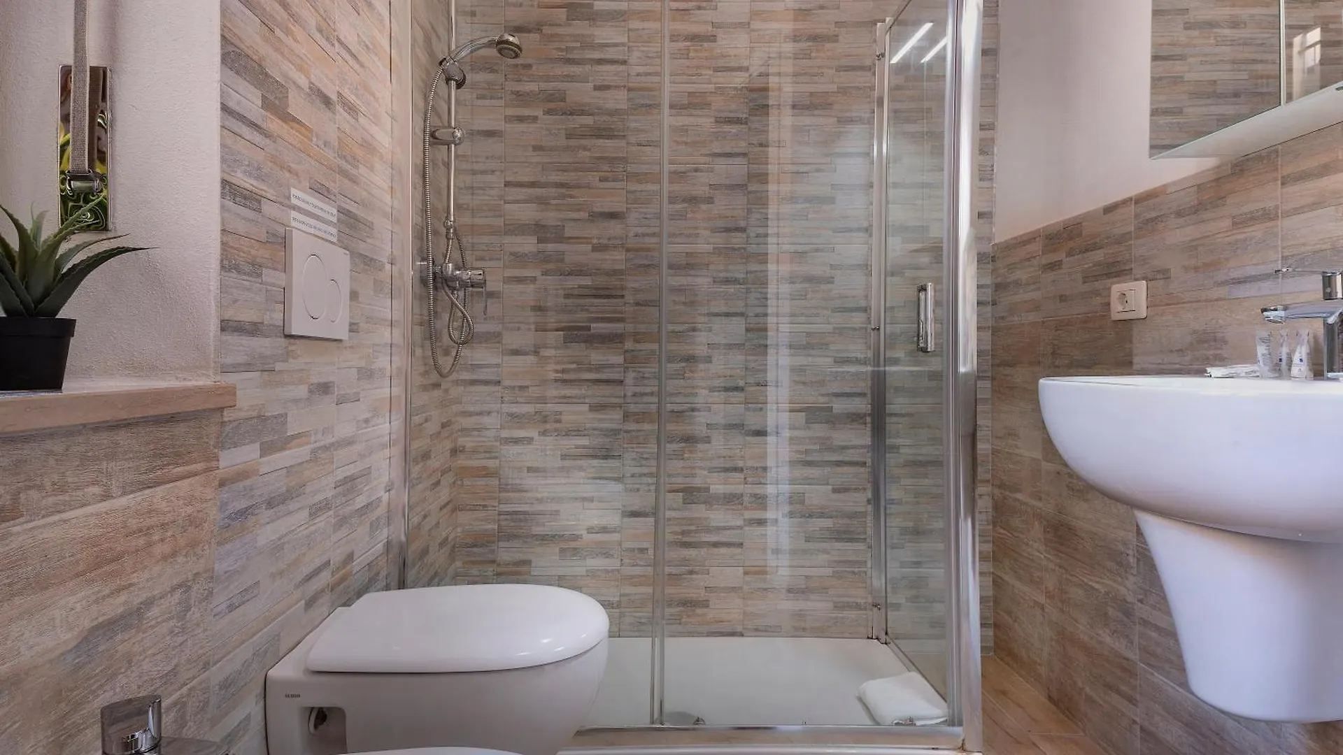 Italianflat - Piazzetta Scala Retreat Hotel Verona Italy